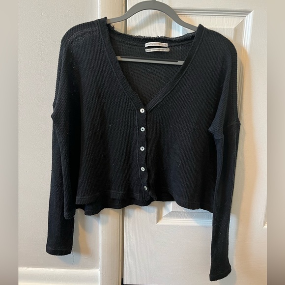 Urban Outfitters, black button up long sleeve top, size extra small - Picture 1 of 3